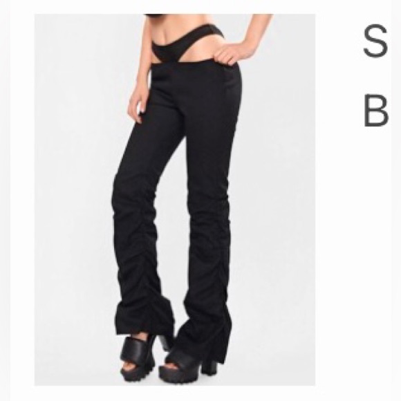 Cut Out Ruched Flare Out Pants - Picture 1 of 7